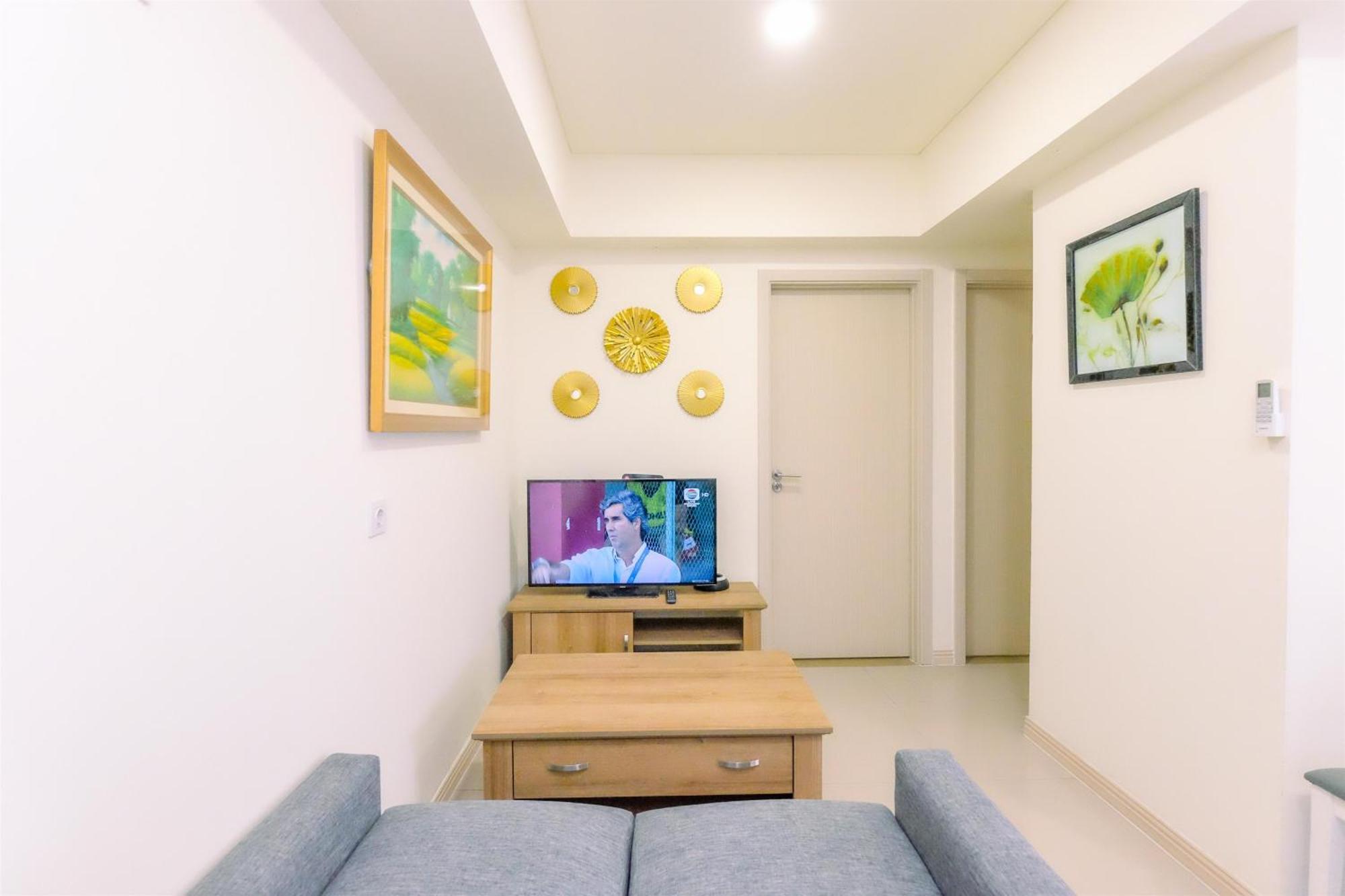 Modern And Simply 2Br At Meikarta Apartment By Travelio Cikarang Buitenkant foto